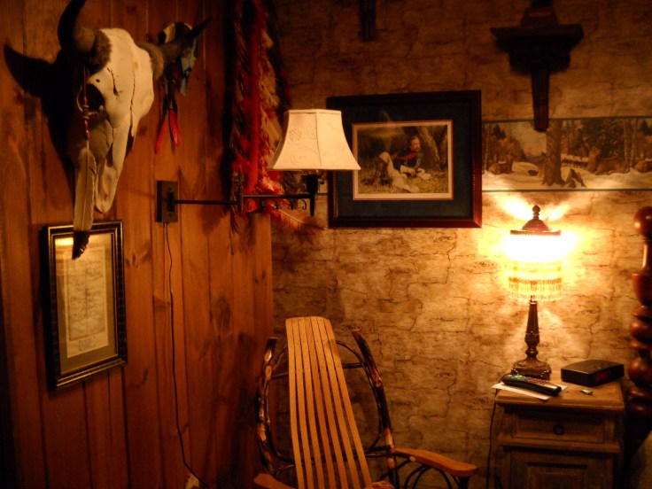 Inside the Custer Room